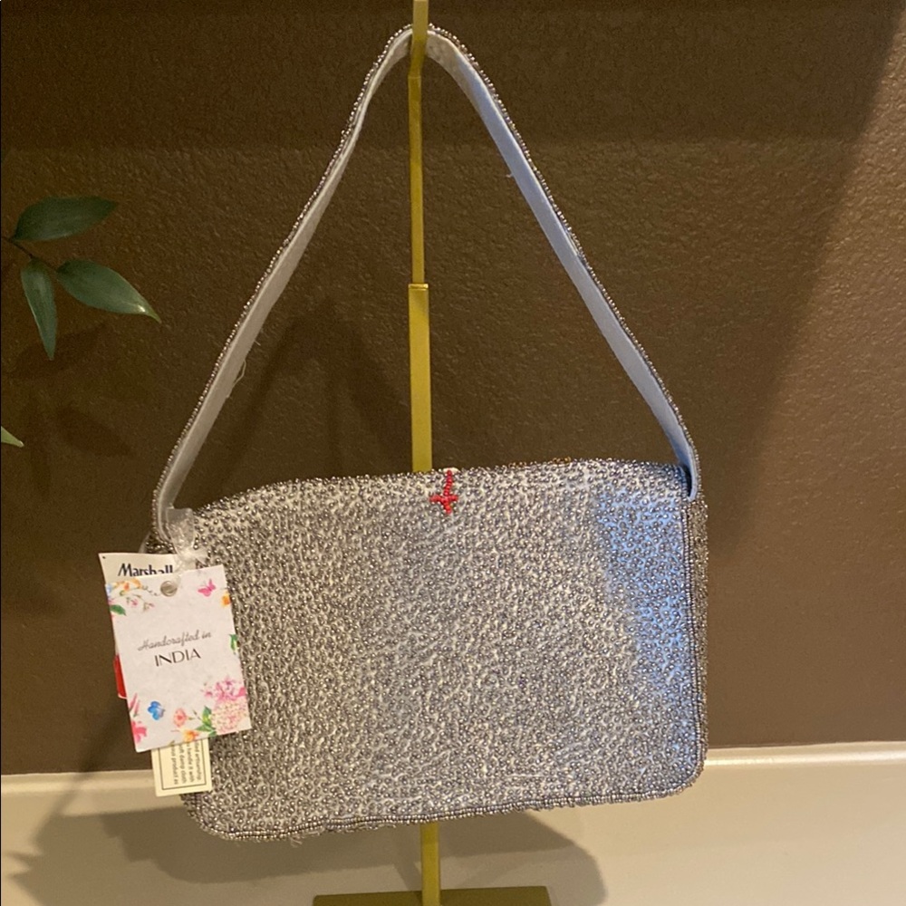 Marshall’s Beaded London Shoulder Bag - Silver & Red - Picture 2 of 4
